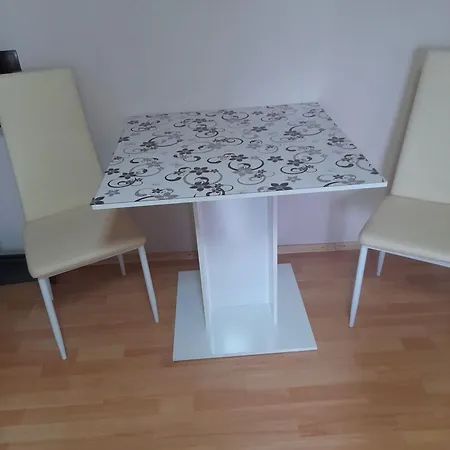 Apartmán Monika Ot Uellnitz An Der A14 *