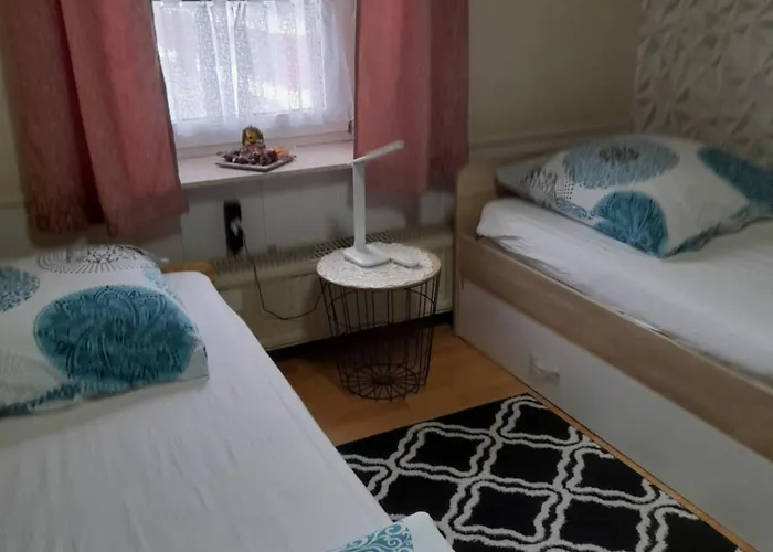 Monika Ot Uellnitz An Der A14 *